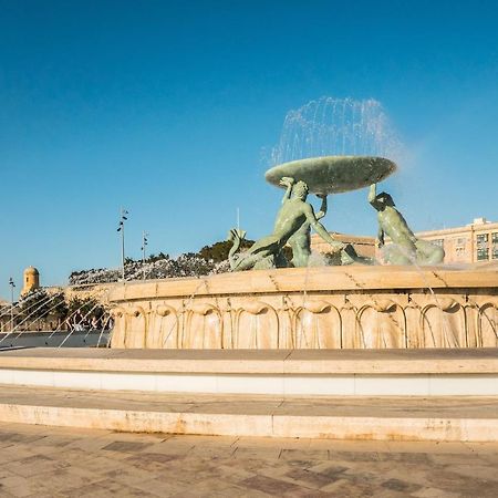 Valletta Main Street Apartment Deluxe ภายนอก รูปภาพ