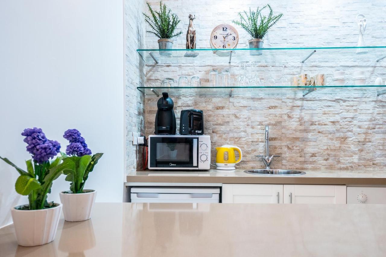 Valletta Main Street Apartment Deluxe ภายนอก รูปภาพ